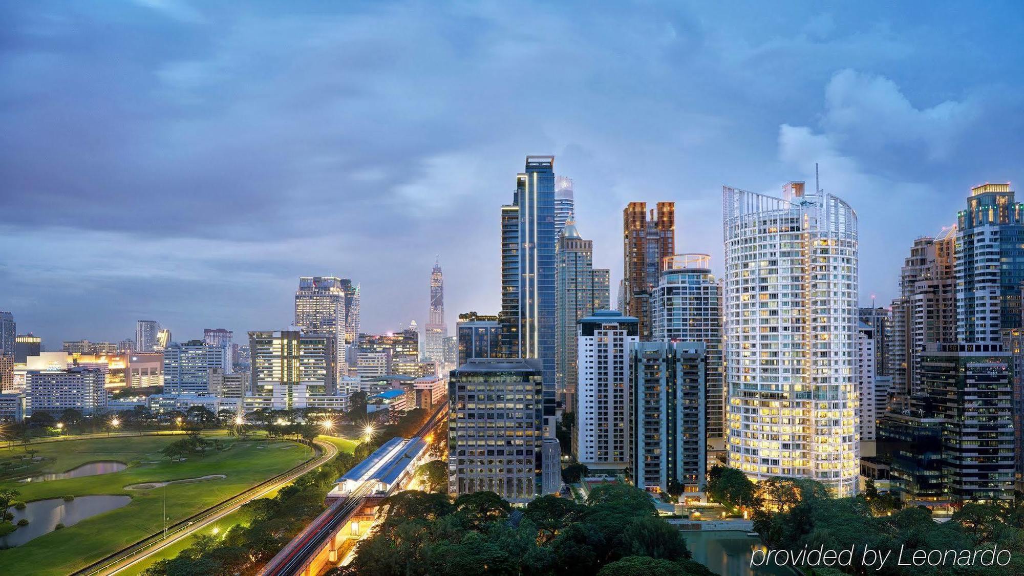 曼谷拉差达姆里都喜套房酒店 外观 照片 View of the city